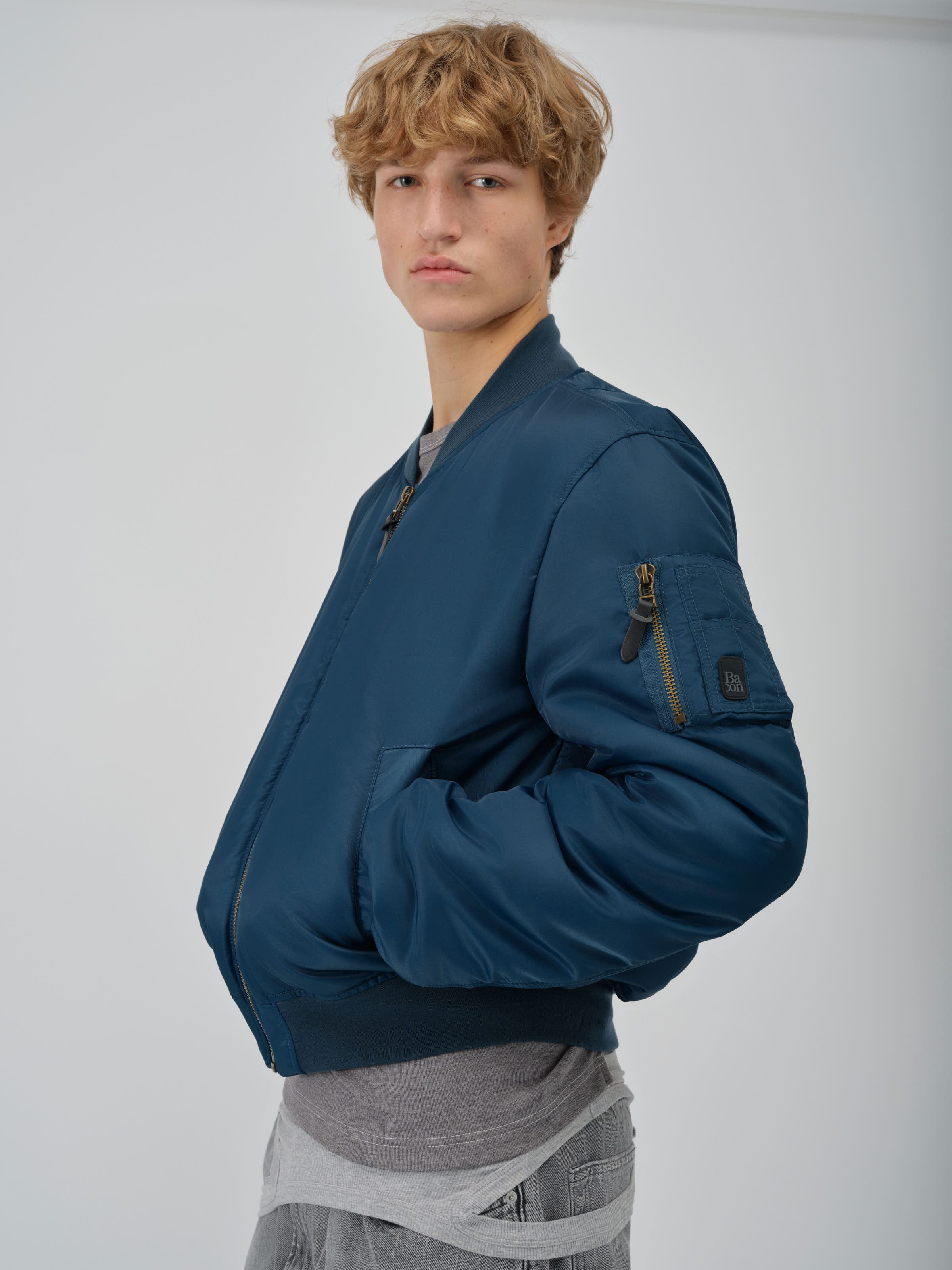 ジャケット・アウター argue COTTON NYLON BALLOON FOODIE ジャケット・アウター argue COTTON NYLON BALLOON FOODIE ジャケット